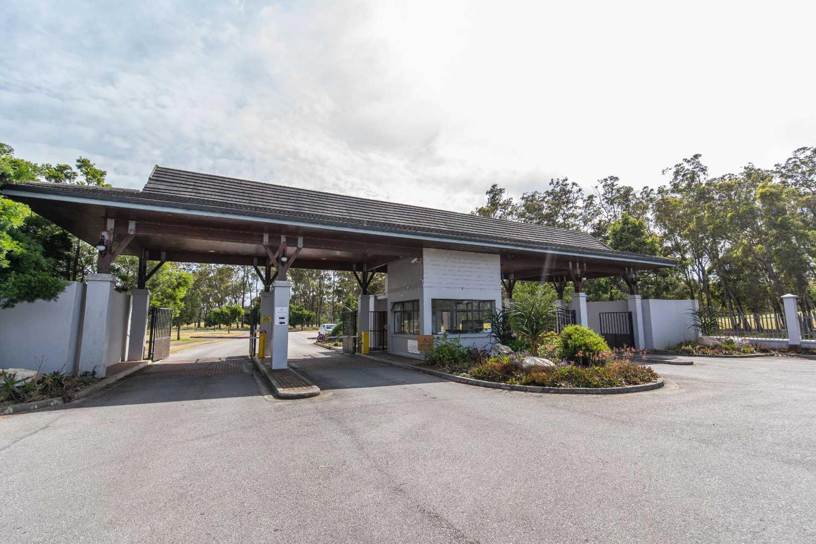 2 Bedroom House in Wedgewood Golf Estate