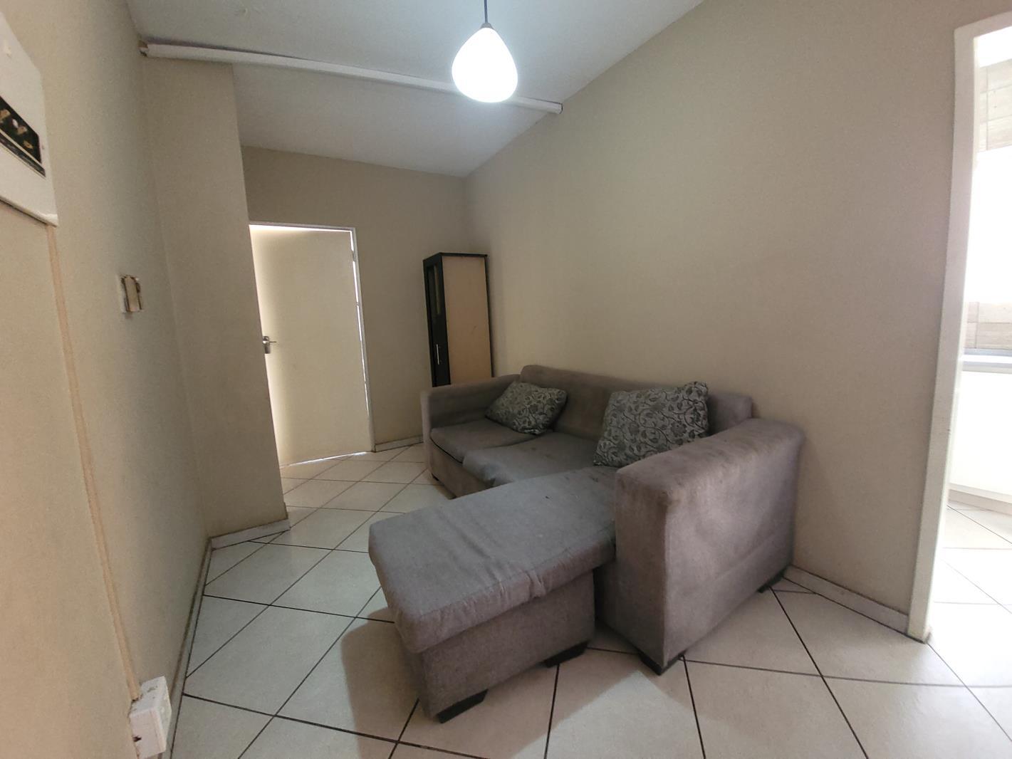 1 Bedroom Flat in Sunnyside
