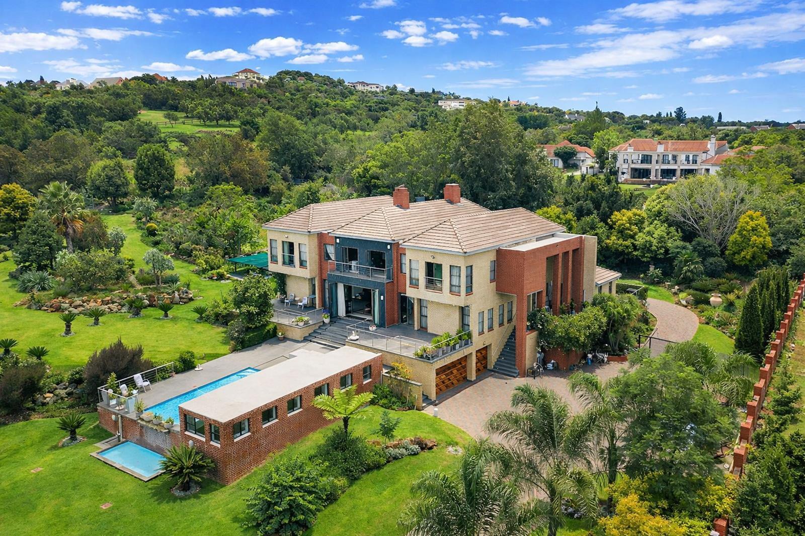 5 Bedroom House in Cornwall Hill