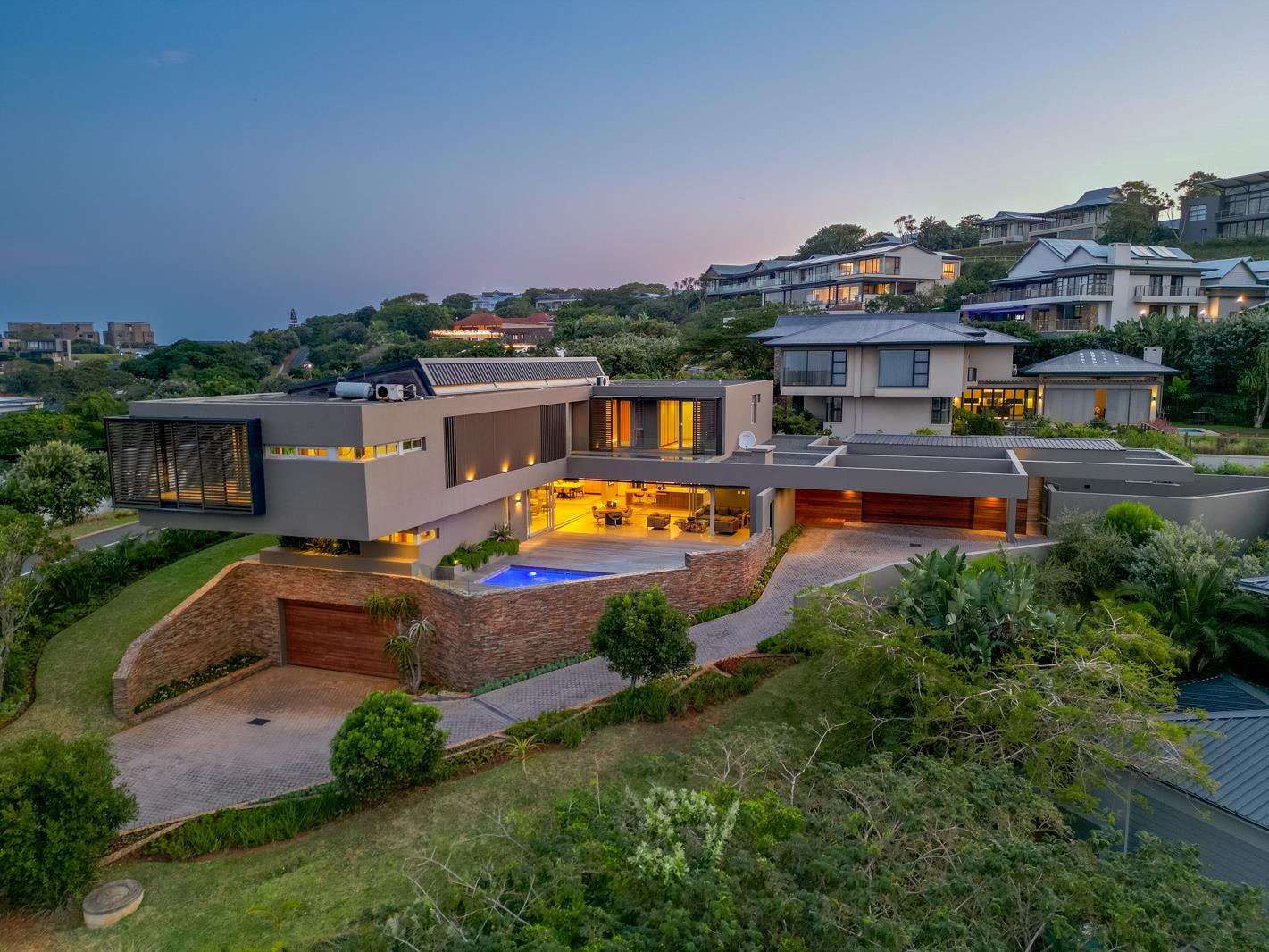 5 Bedroom House in Simbithi Estate