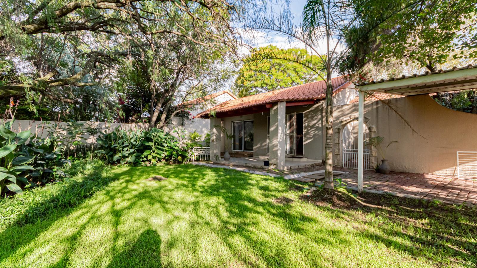 3 Bedroom Cluster in Knopjeslaagte