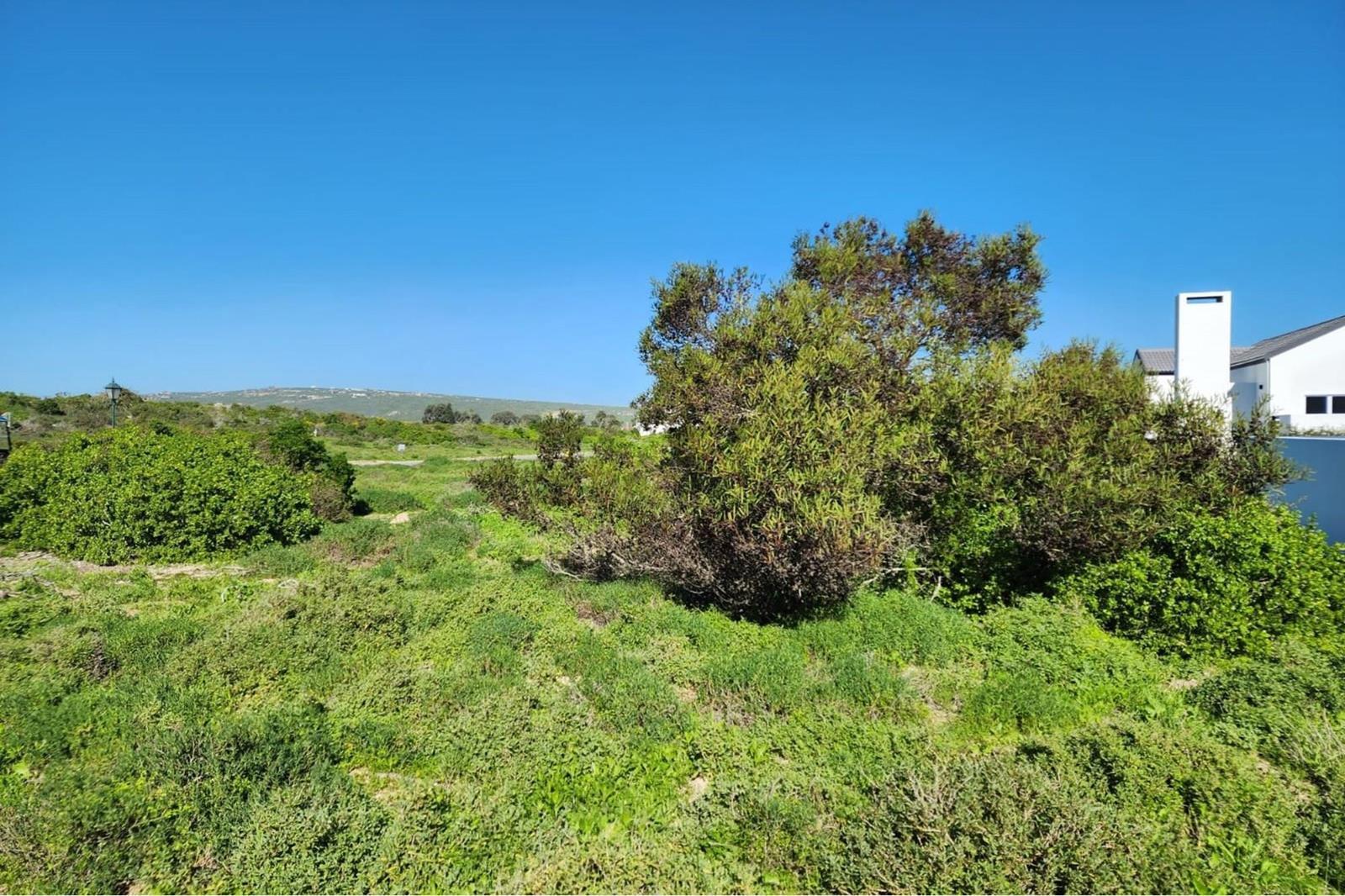 450 m² Land available in Shelley Point