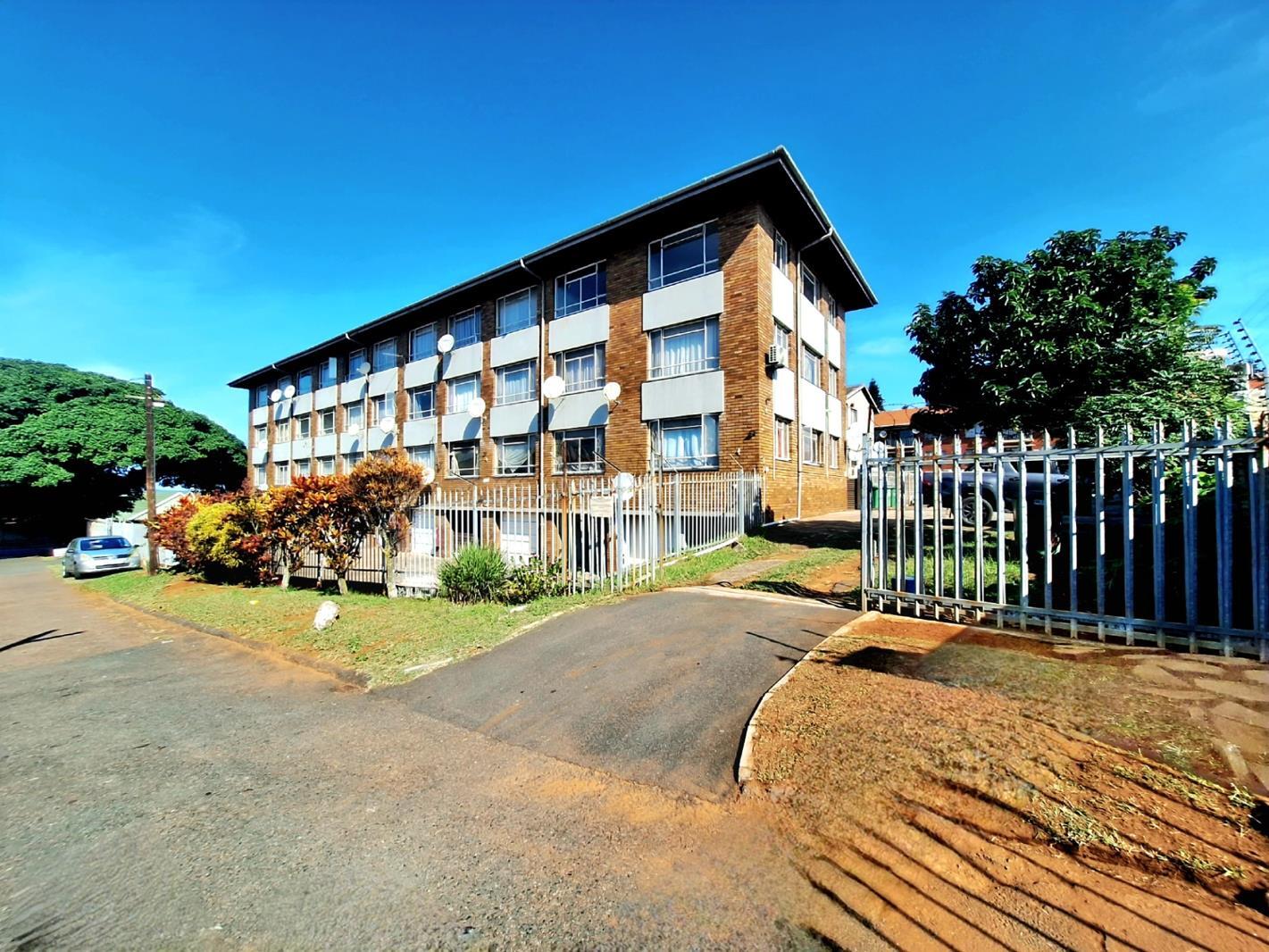 3 Bedroom Apartment in Montclair