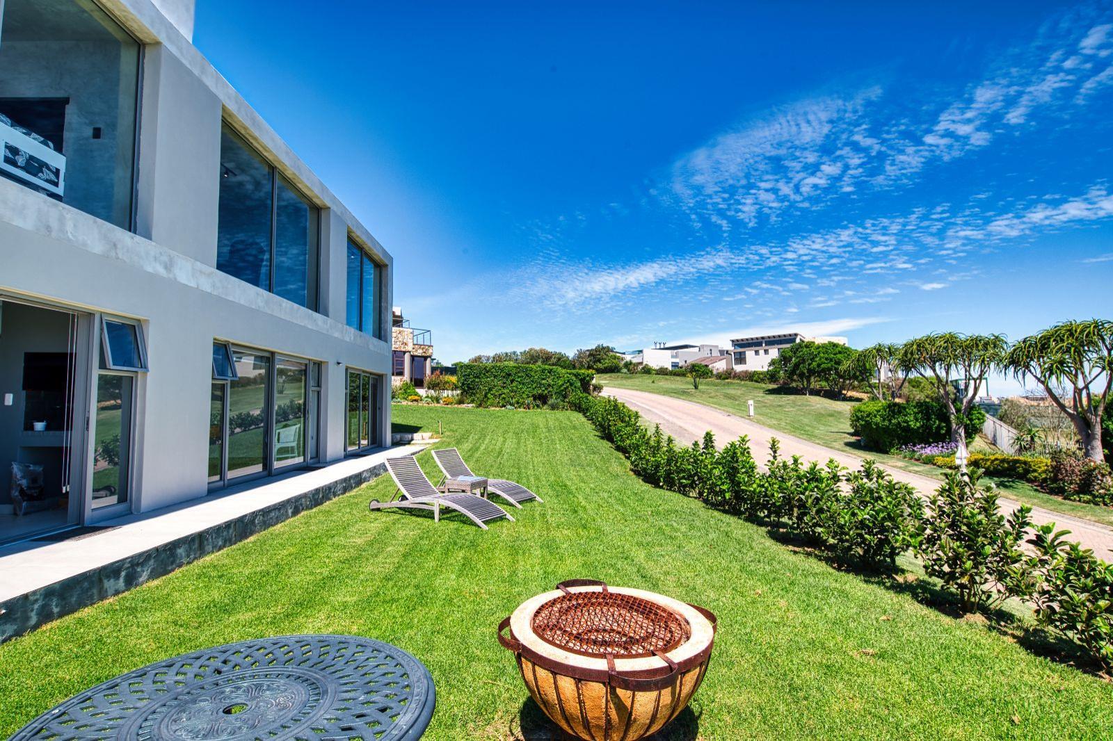 4 Bedroom House in Oubaai