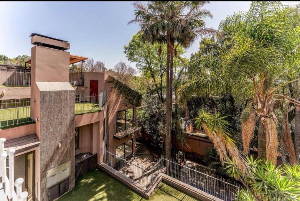 7 Bedroom House in Atholl