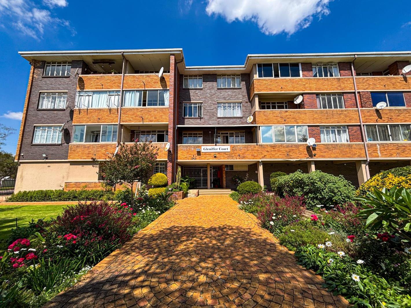 1 Bedroom Apartment in Lambton