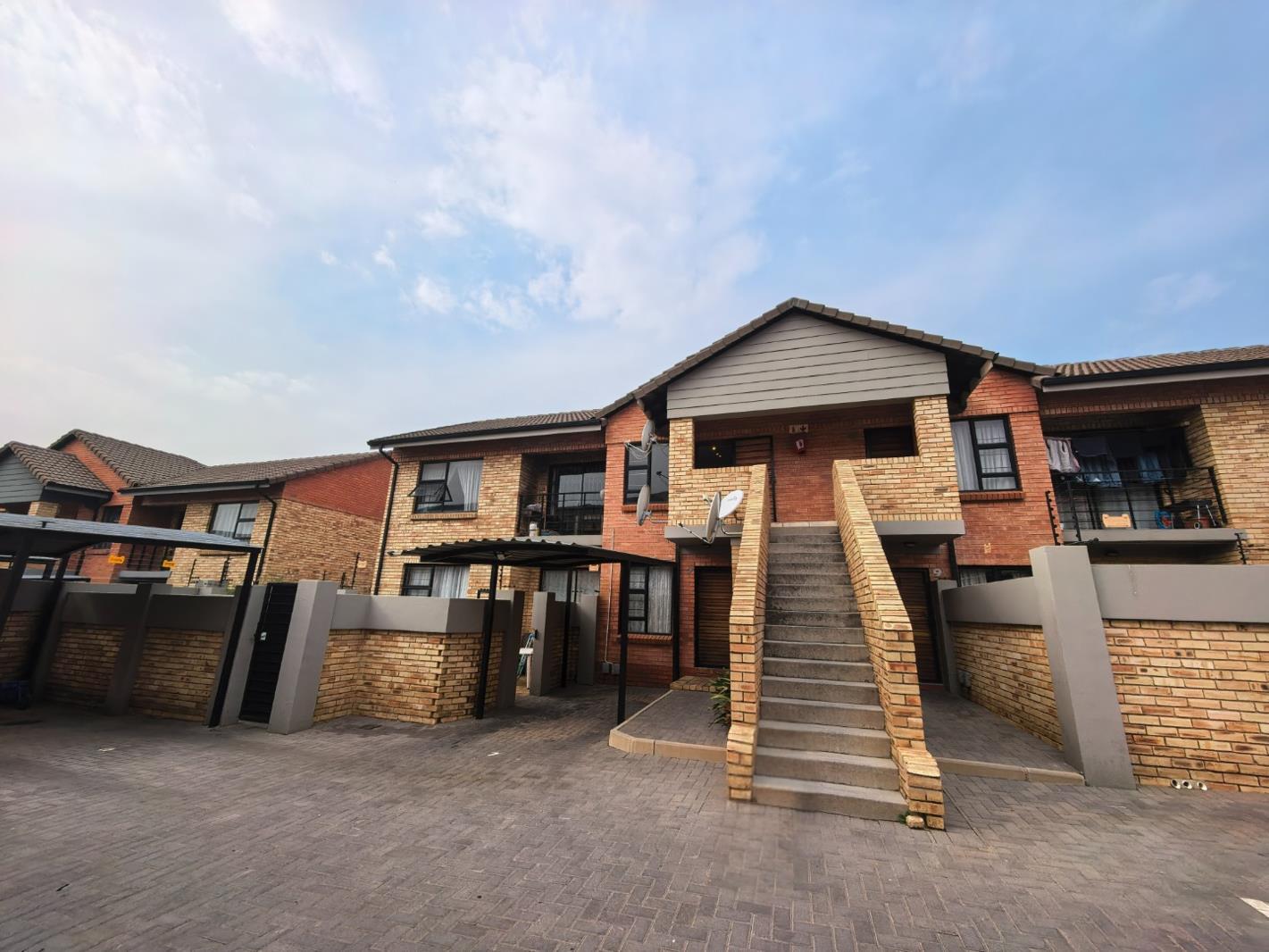 2 Bedroom Townhouse in Meyersdal