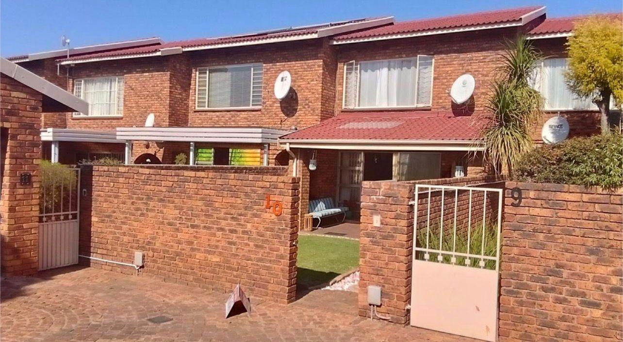 2 Bedroom Townhouse in Brackenhurst
