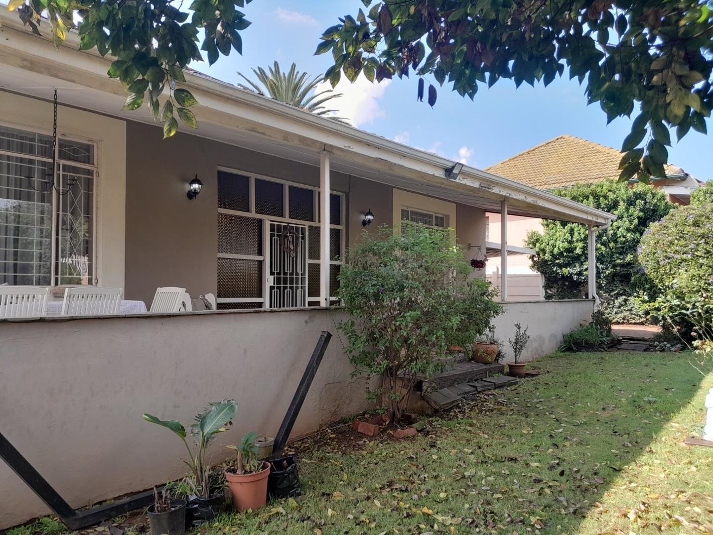 3 Bedroom House in Kensington