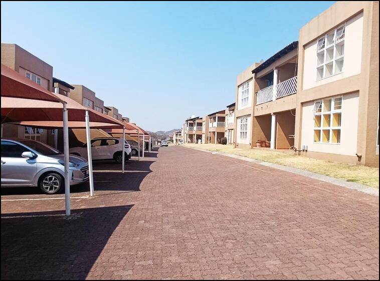 2 Bedroom Apartment in Mondeor