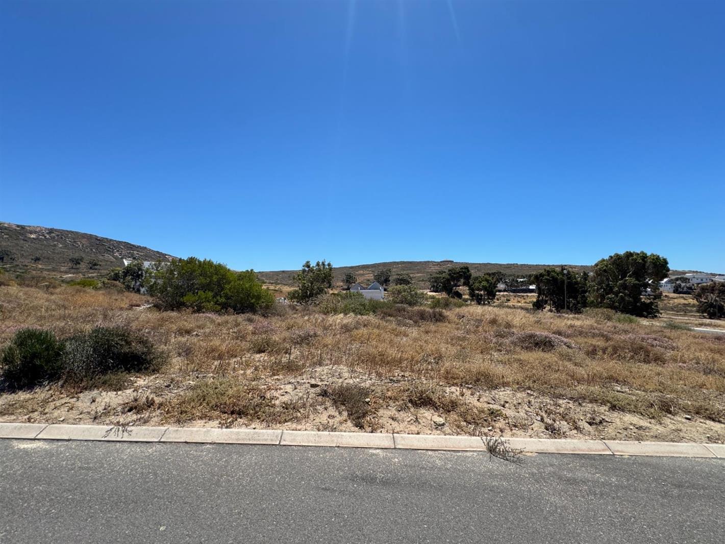 425 m² Land available in St Helena Views