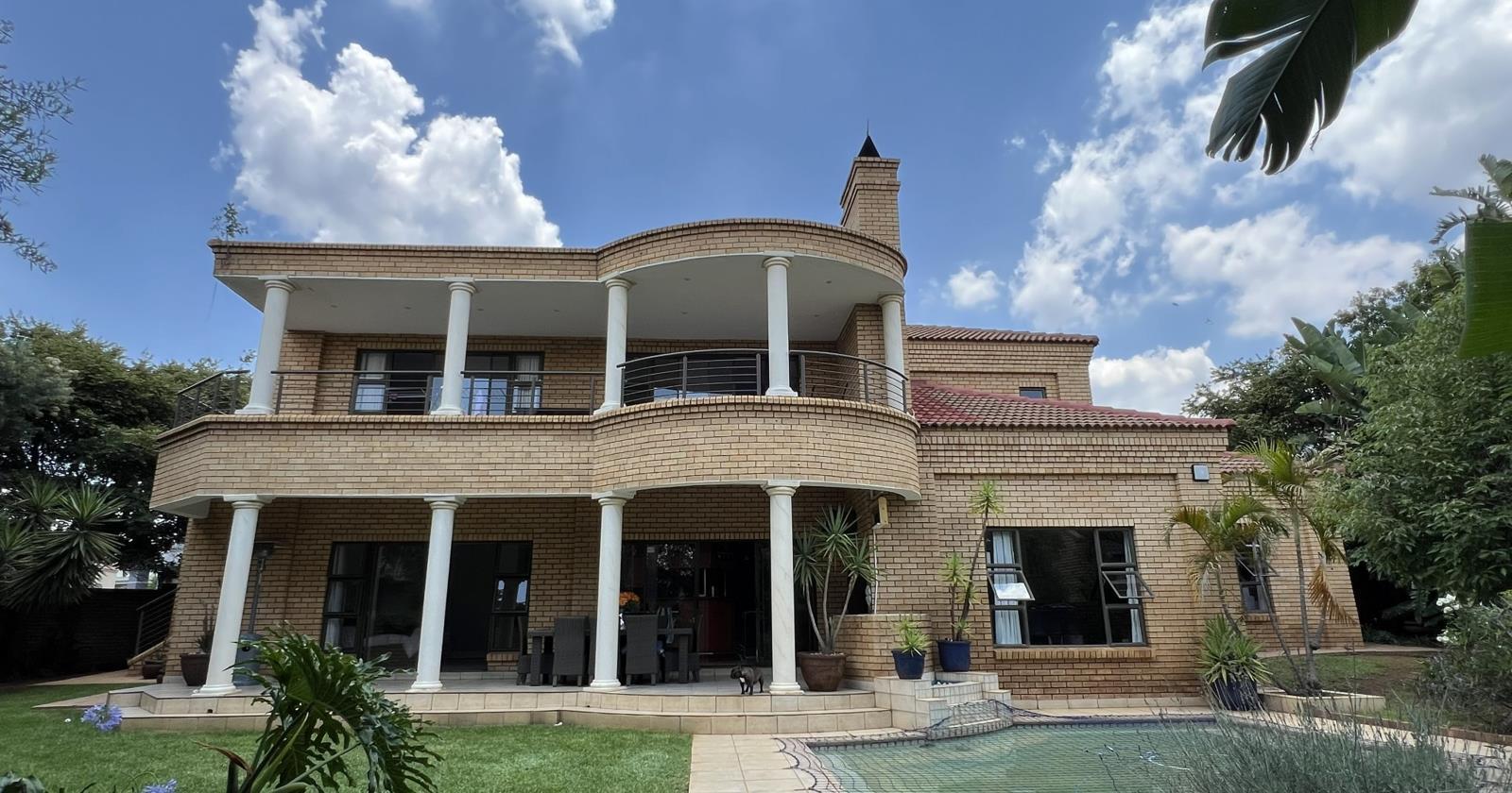 4 Bedroom House in Woodhill Golf Estate