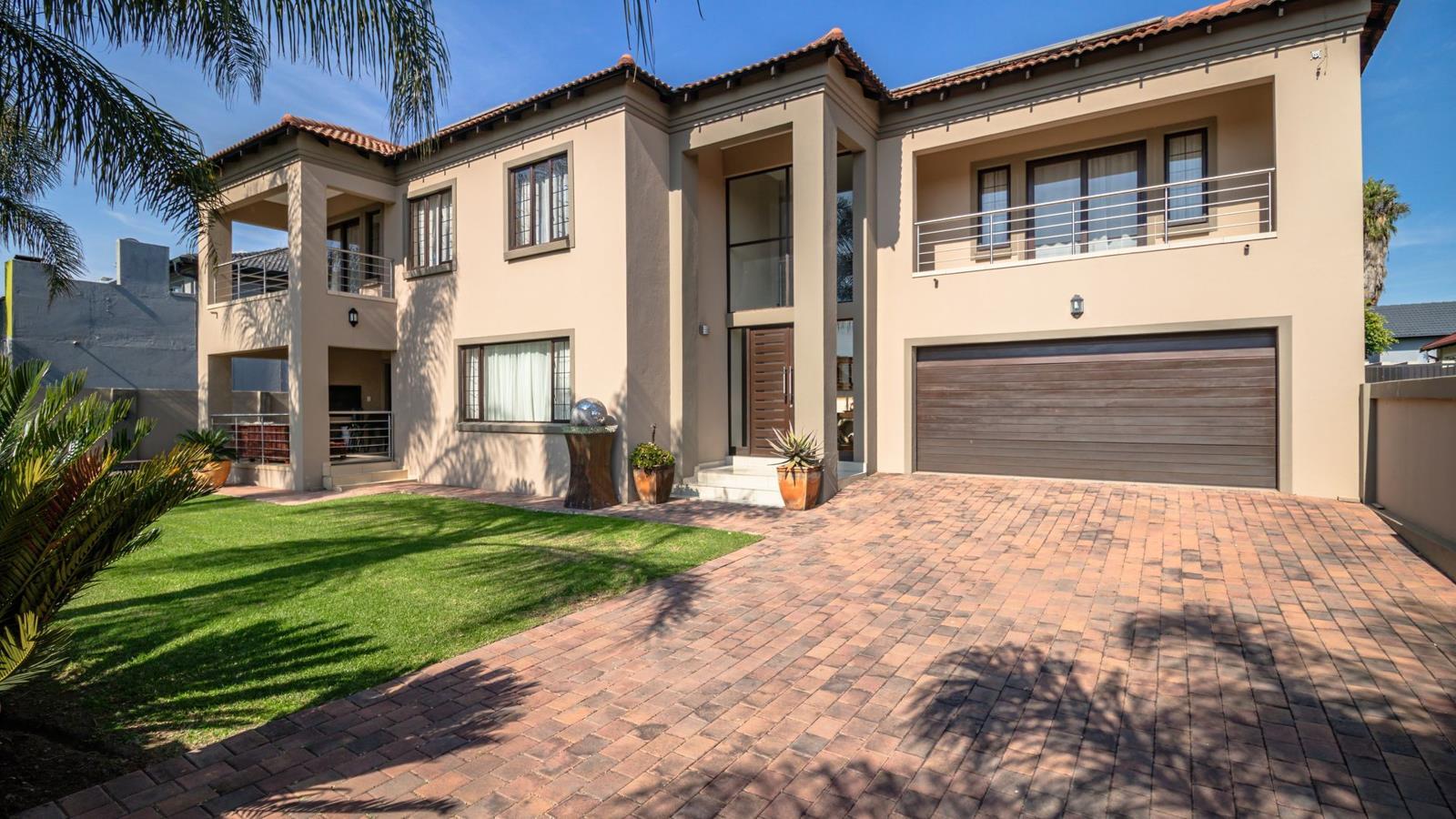 5 Bedroom House in Thatchfield