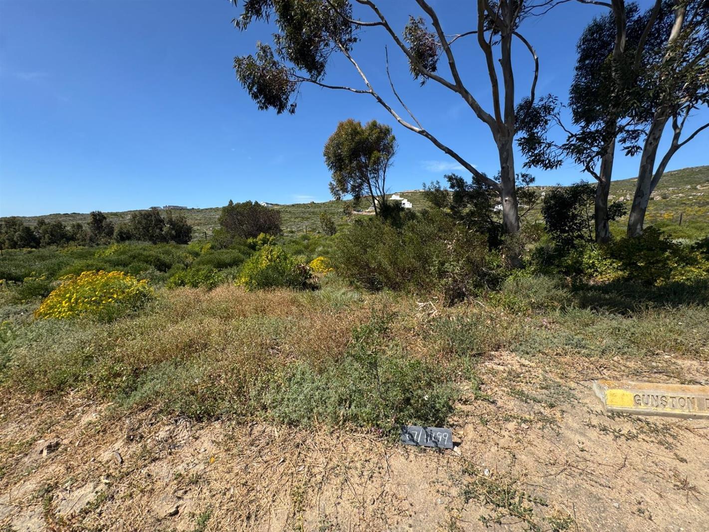 410 m² Land available in St Helena Views