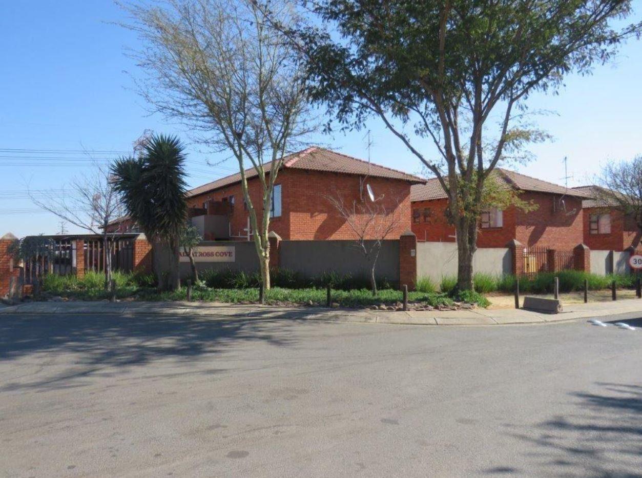 2 Bedroom Townhouse in Albertsdal