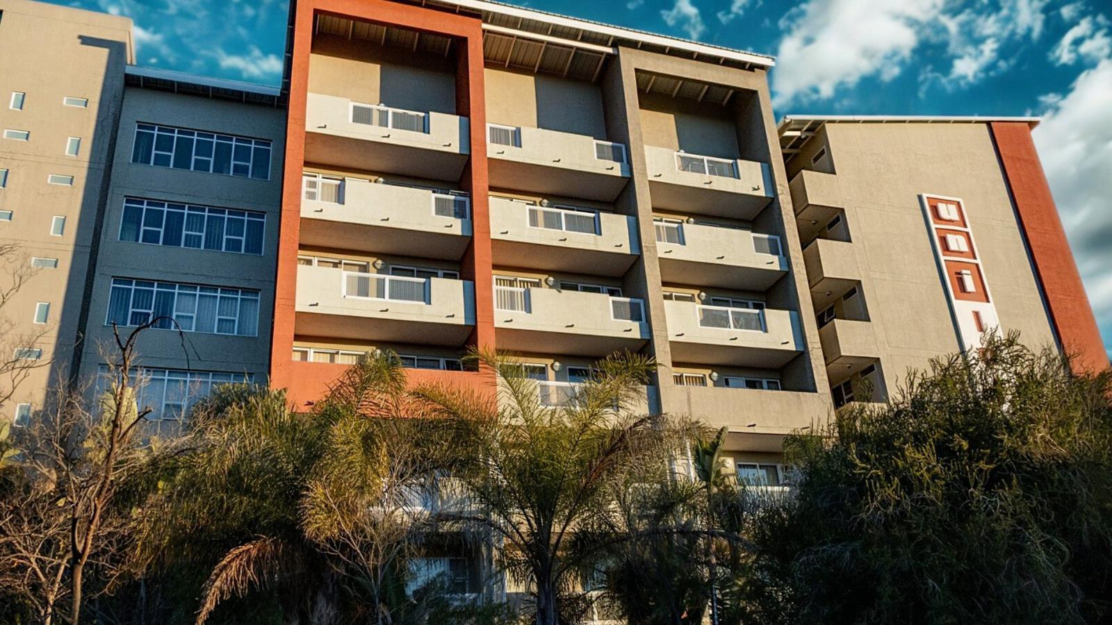 2 Bedroom Apartment in Universitas