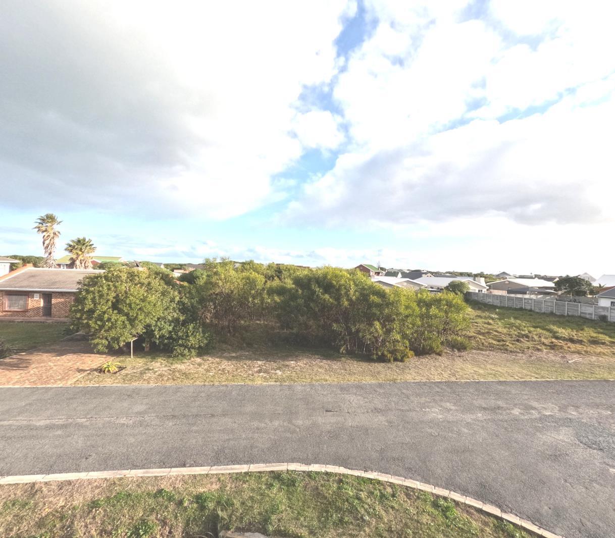 735 m² Land available in Franskraal