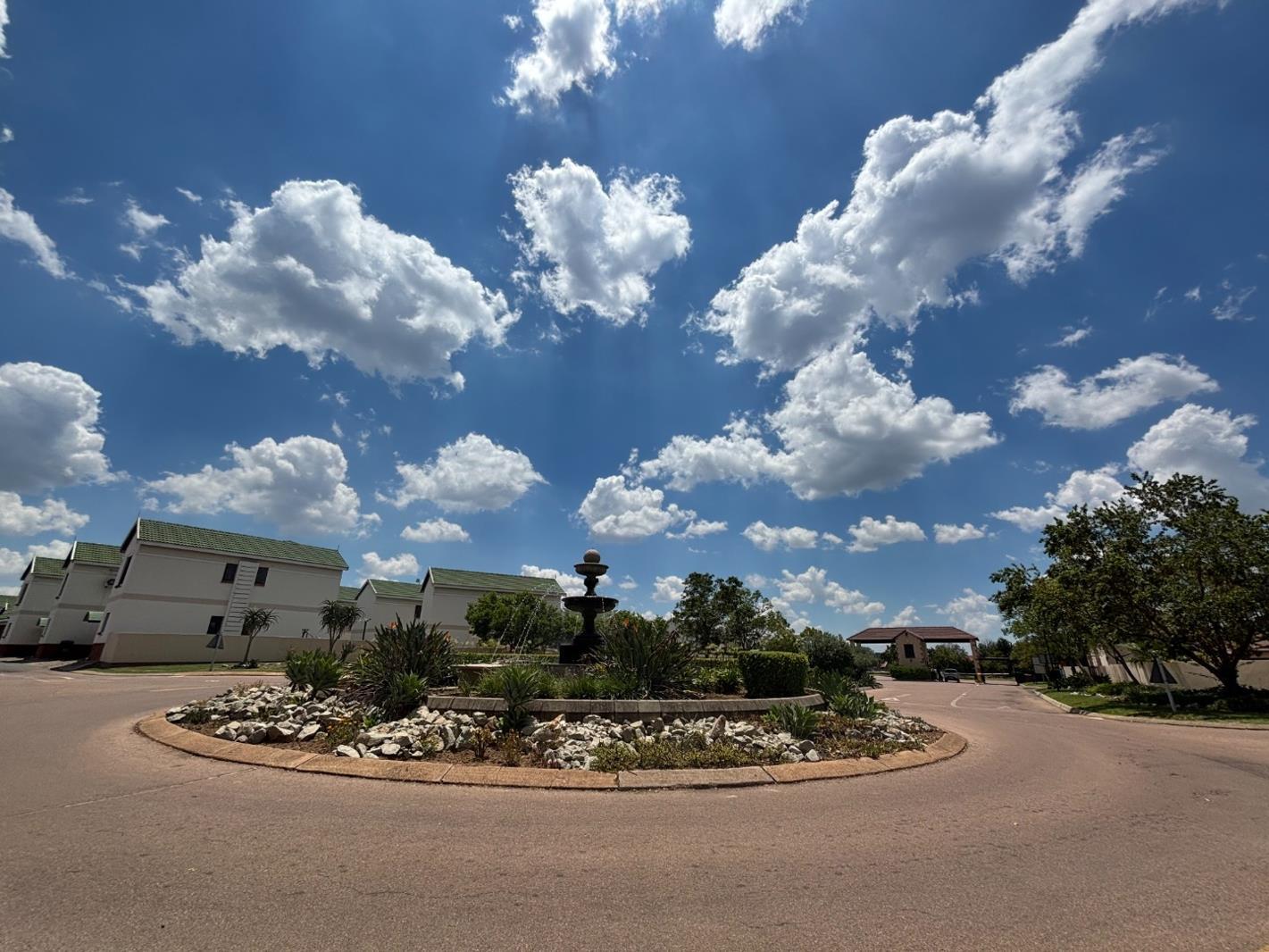 2 Bedroom Townhouse in Montana Tuine