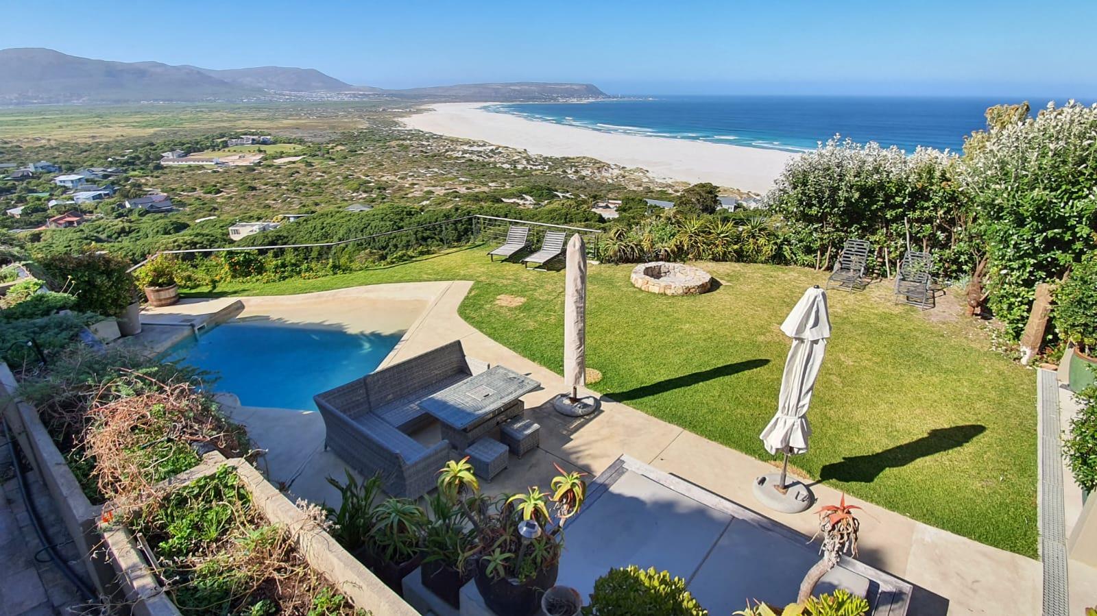 3 Bedroom House in Noordhoek