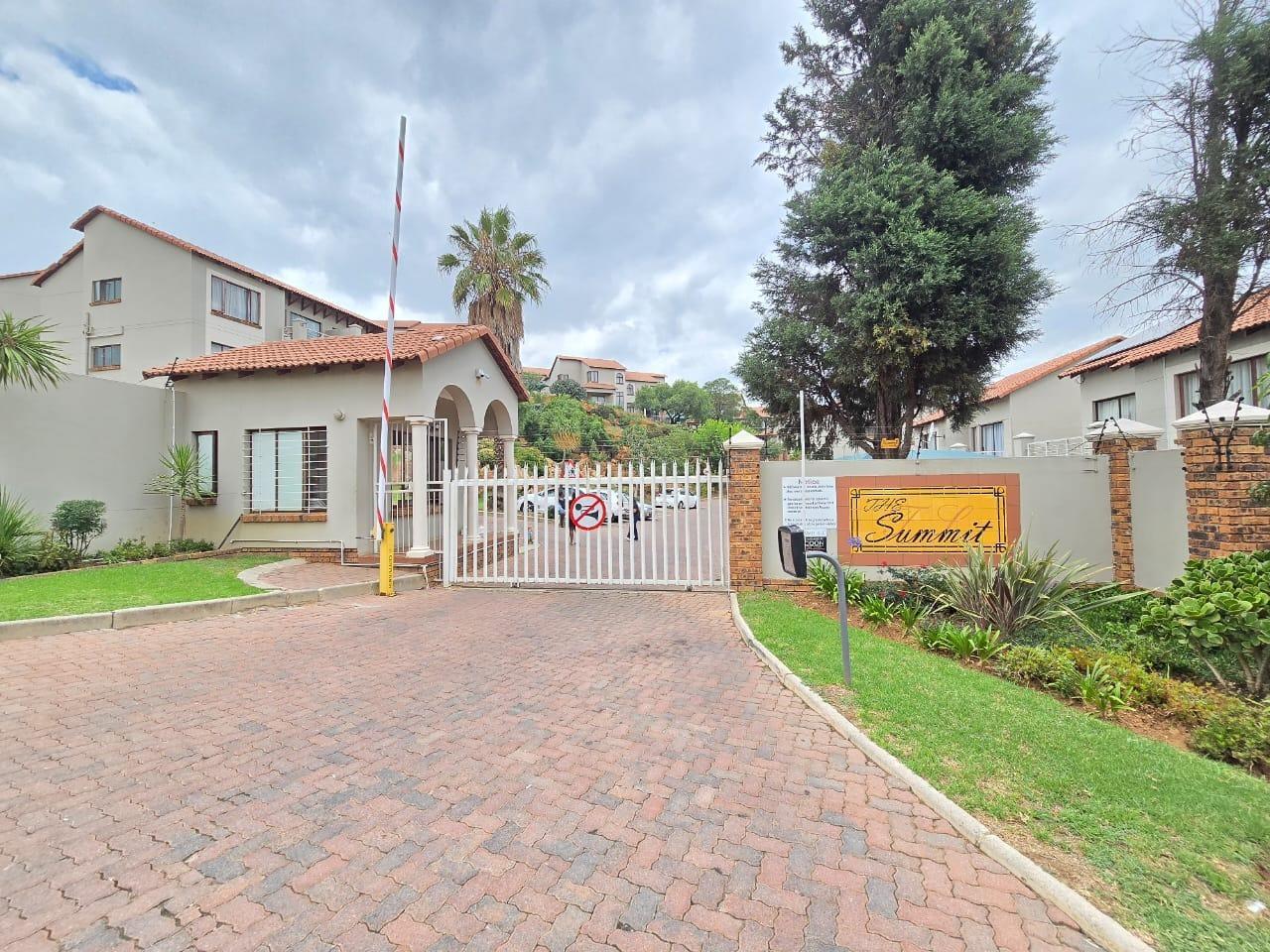 2 Bedroom Apartment in Winchester Hills