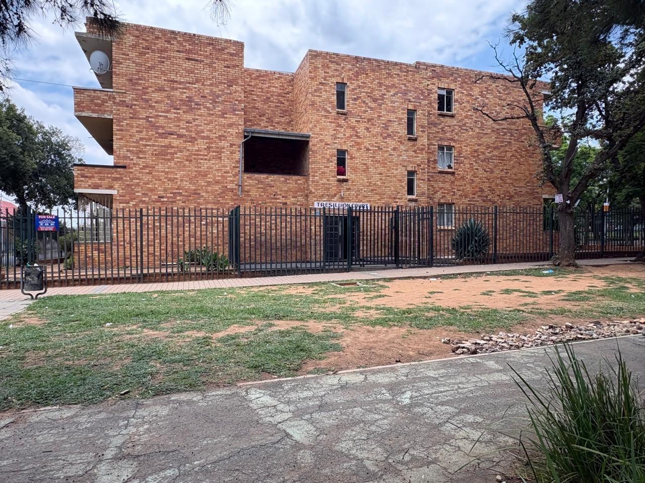 2 Bedroom Apartment in Turffontein