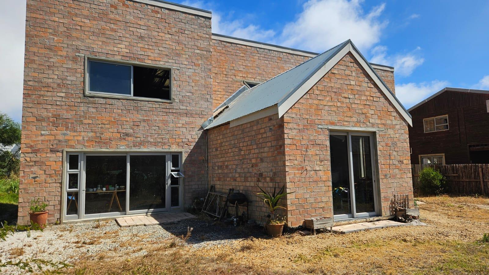 3 Bedroom House in Pringle Bay