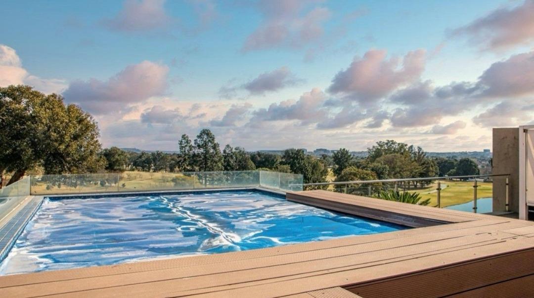 3 Bedroom Apartment in Houghton Estate