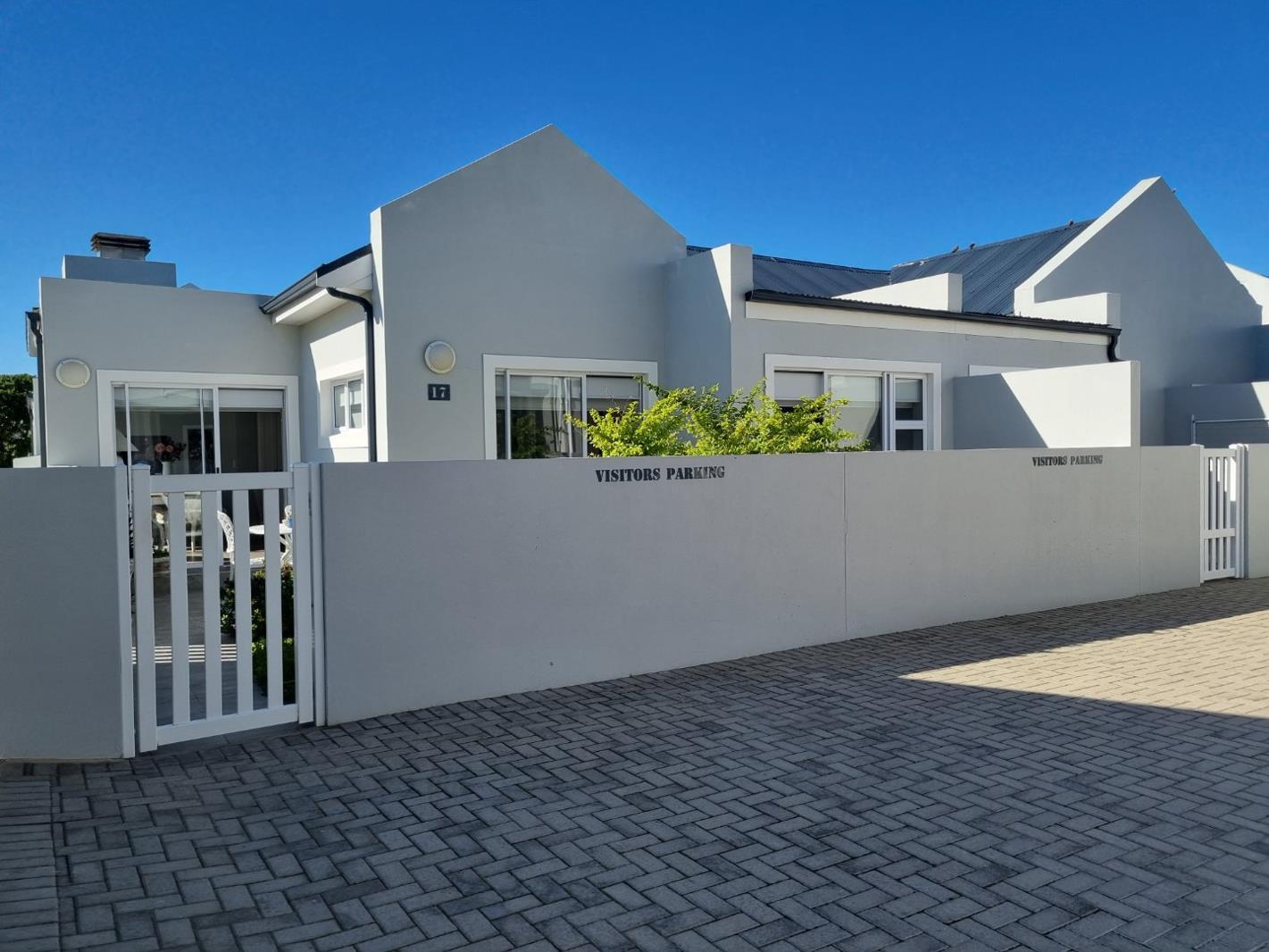 2 Bedroom Apartment in Struisbaai