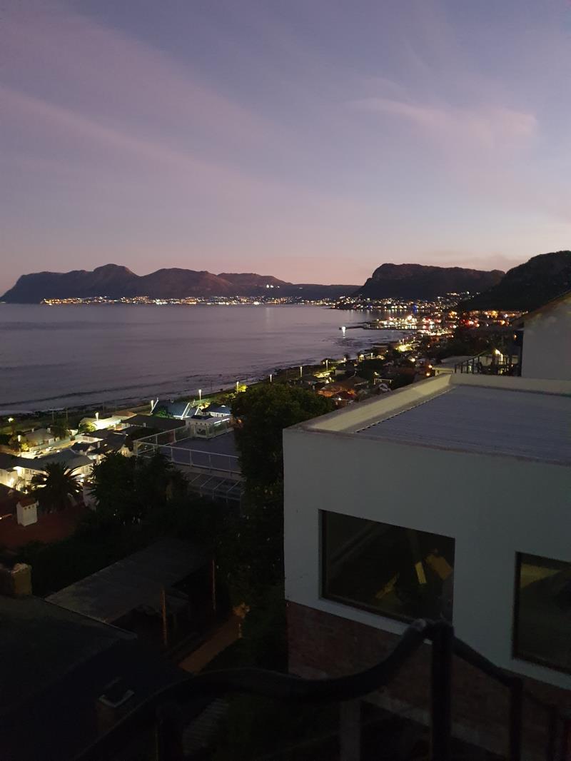 1 Bedroom Apartment in St James
