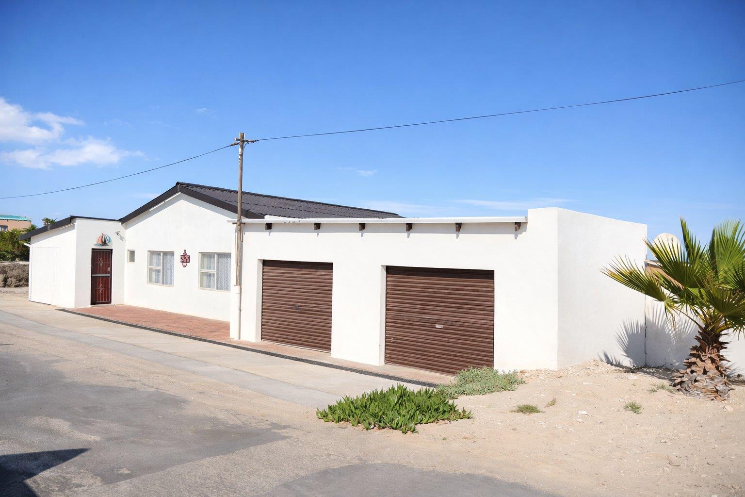 5 Bedroom House in Port Nolloth