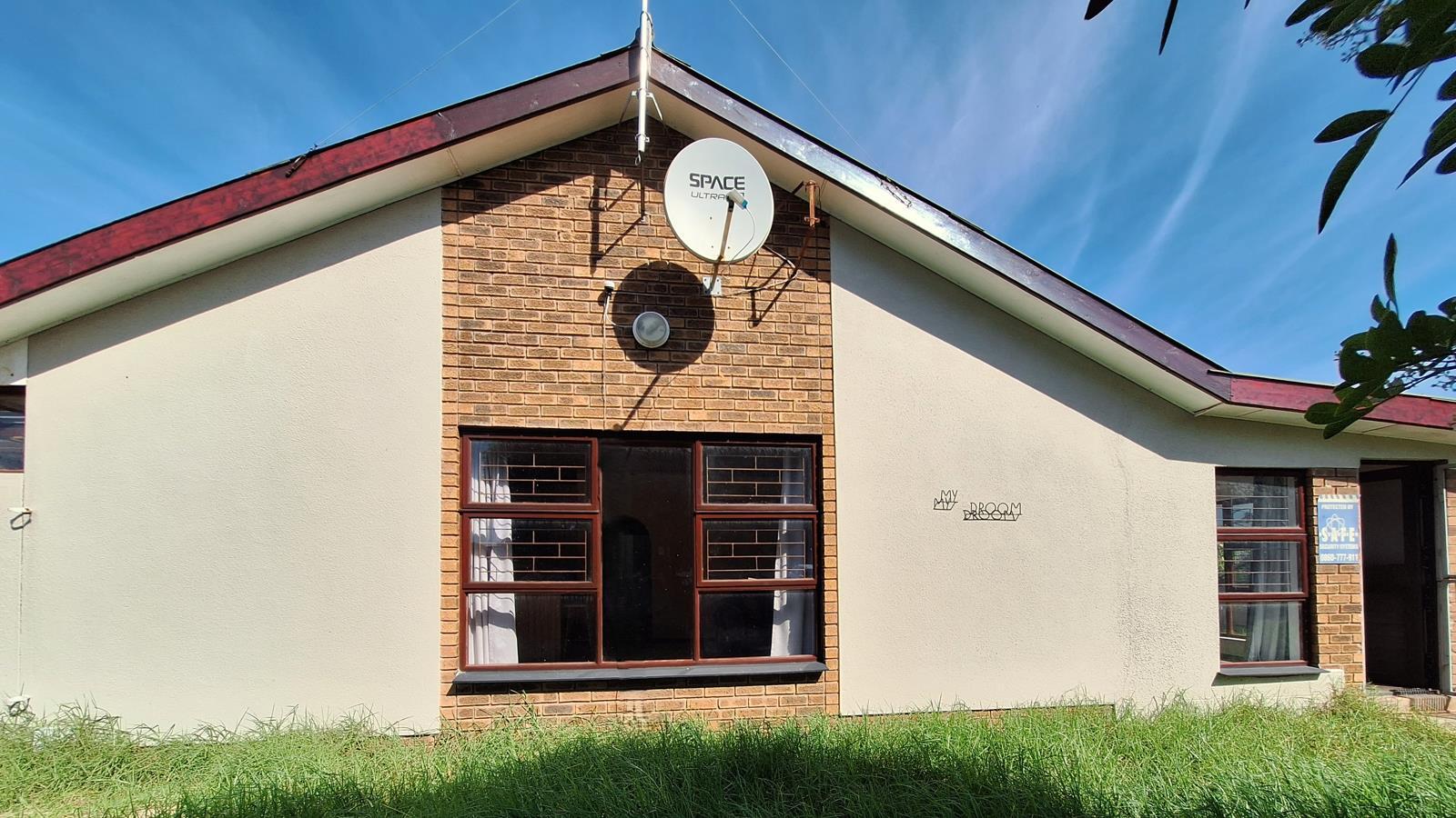 3 Bedroom House in Sandbaai