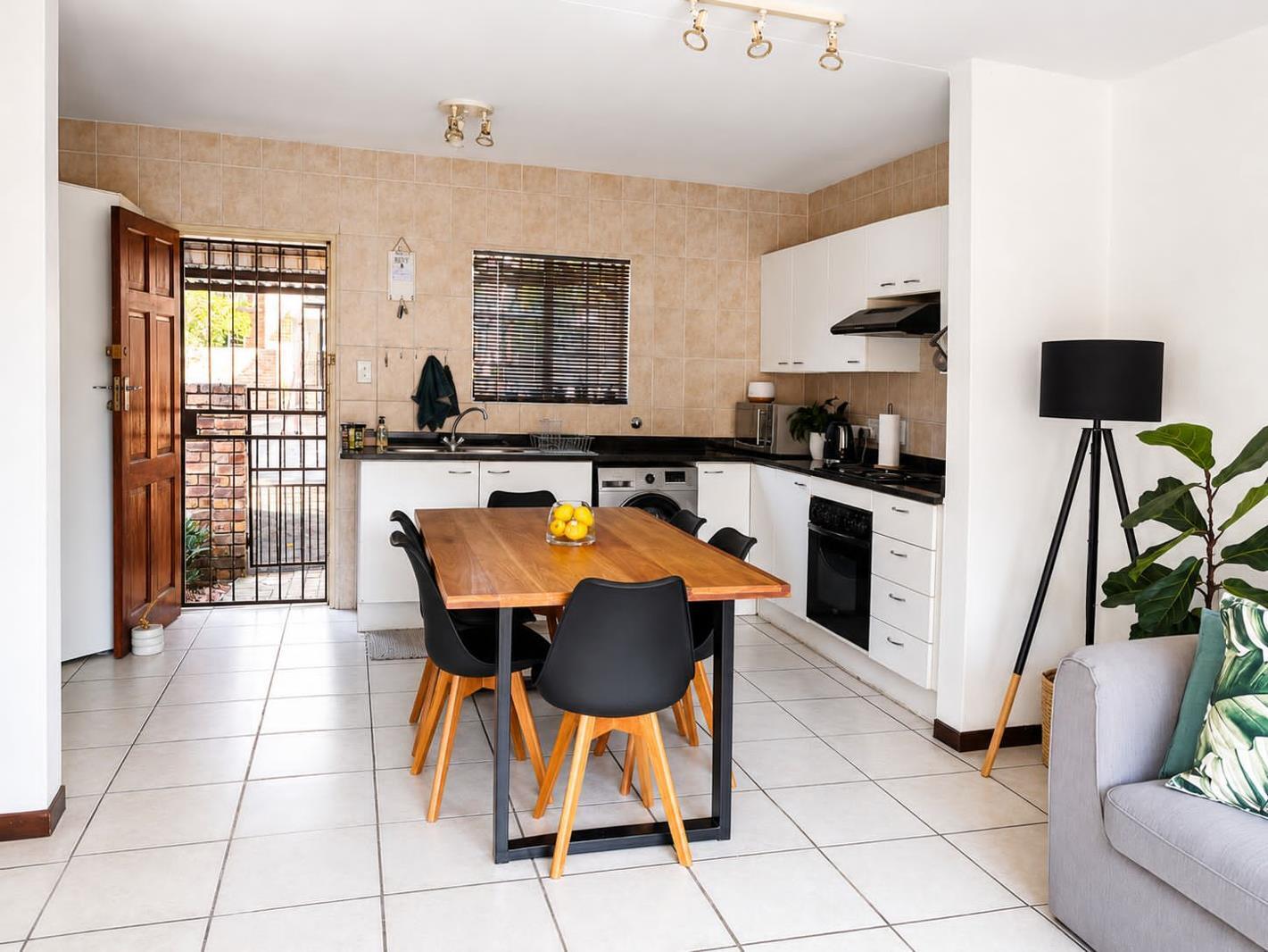 2 Bedroom Duplex in Bromhof