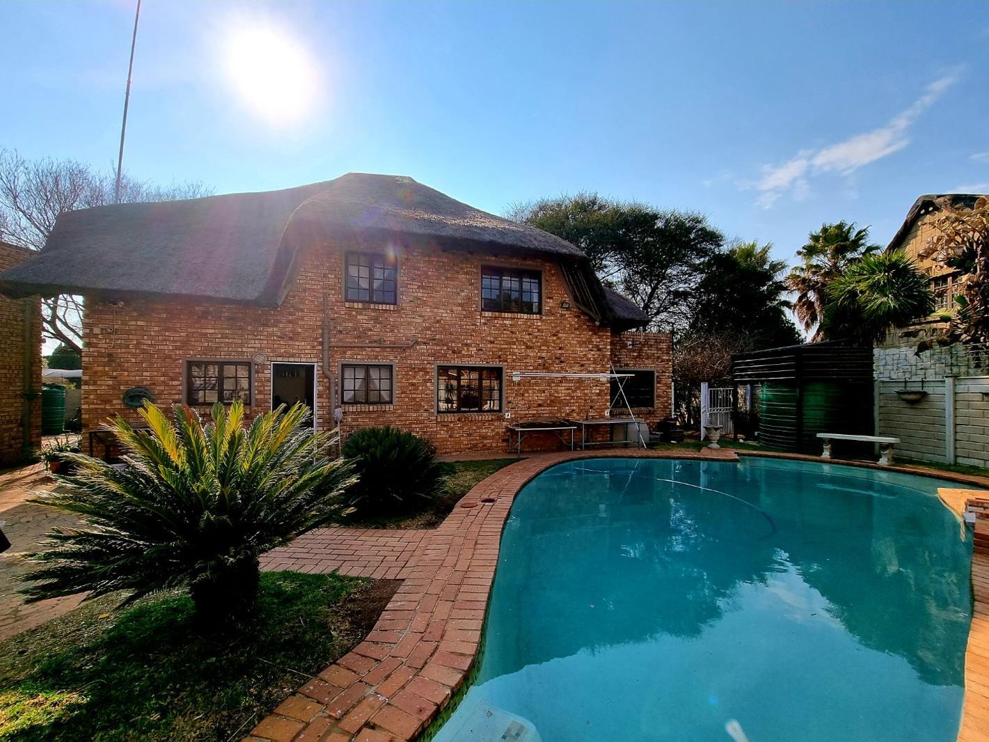 3 Bedroom House in Eike Park