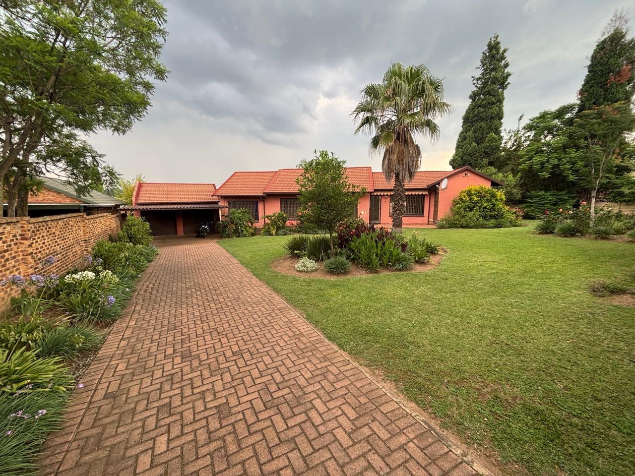 3 Bedroom House in Rynfield