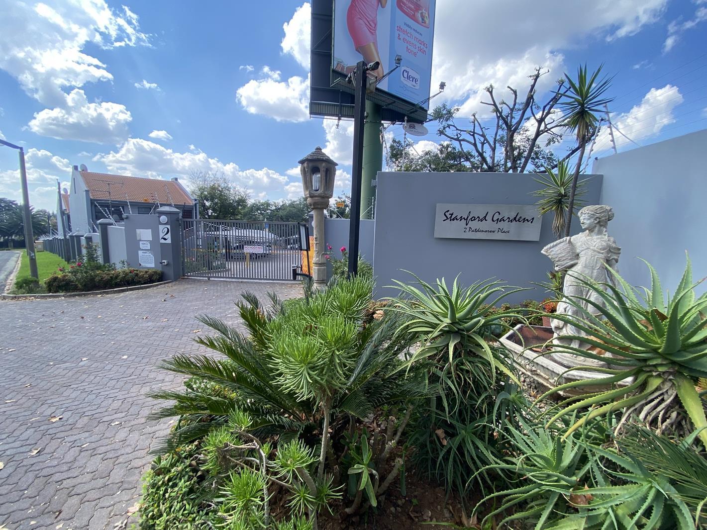 2 Bedroom Apartment in Bedford Gardens