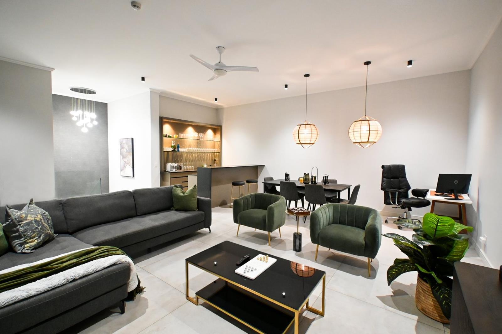 2 Bedroom Apartment in Waterfall