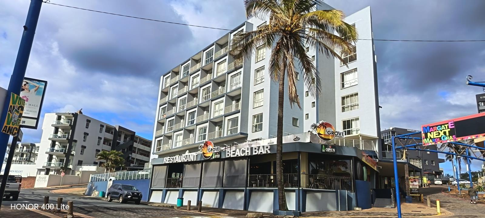 2 Bedroom Apartment in Margate Beach