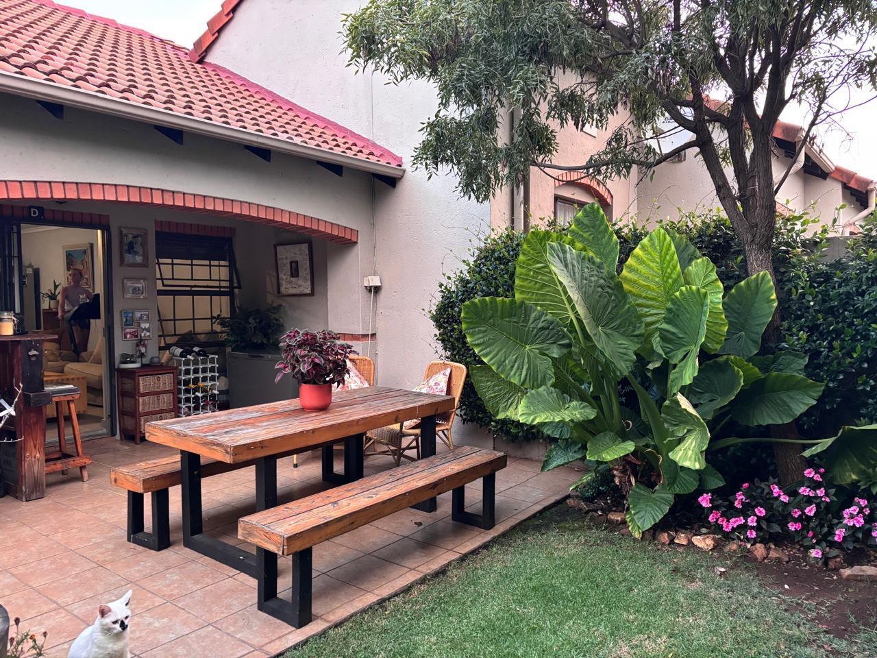 2 Bedroom Townhouse in Eco Park