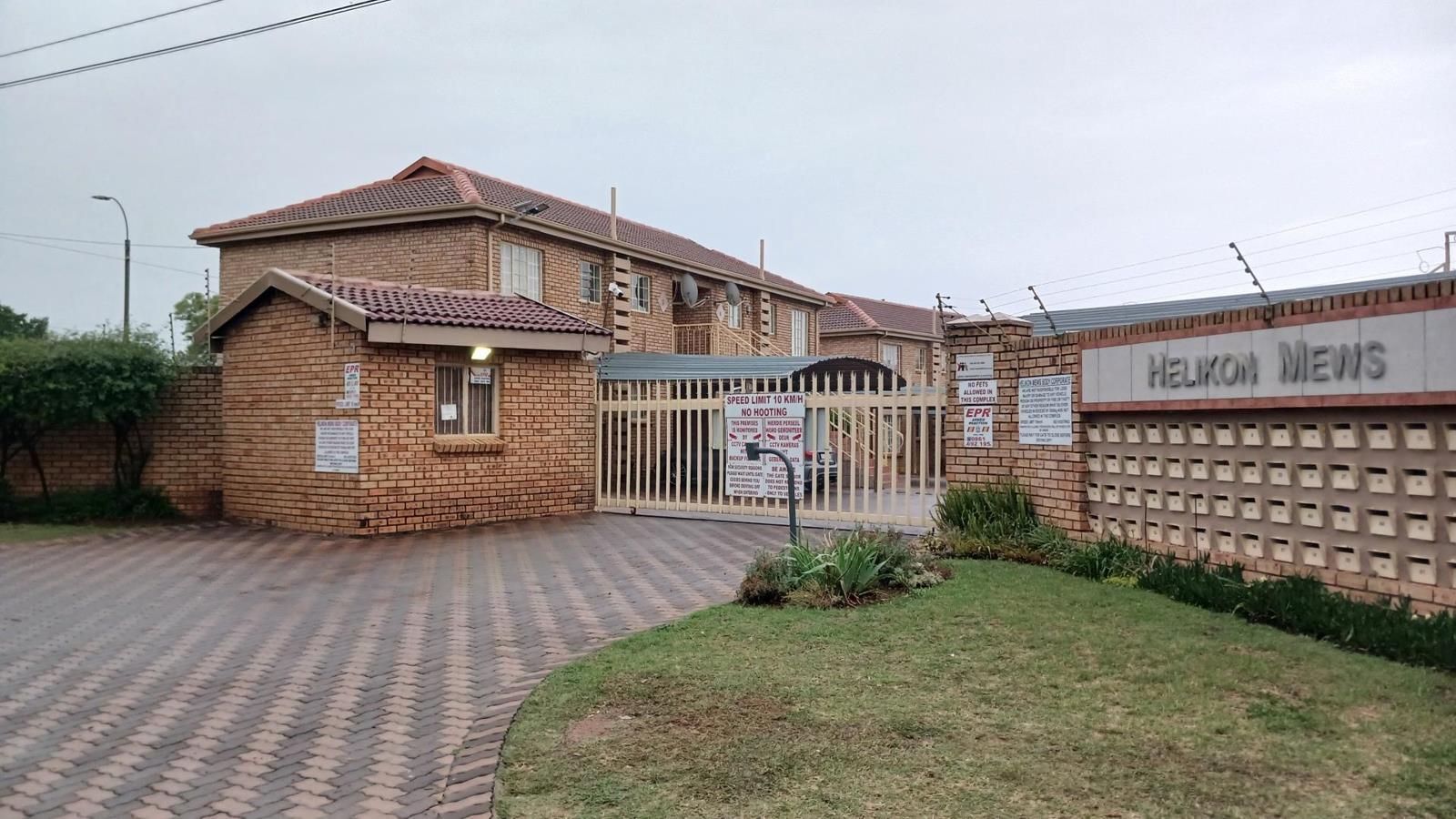 2 Bedroom Apartment in Helikon Park