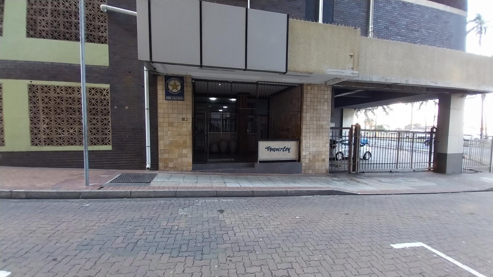 1 Bedroom Apartment in Esplanade