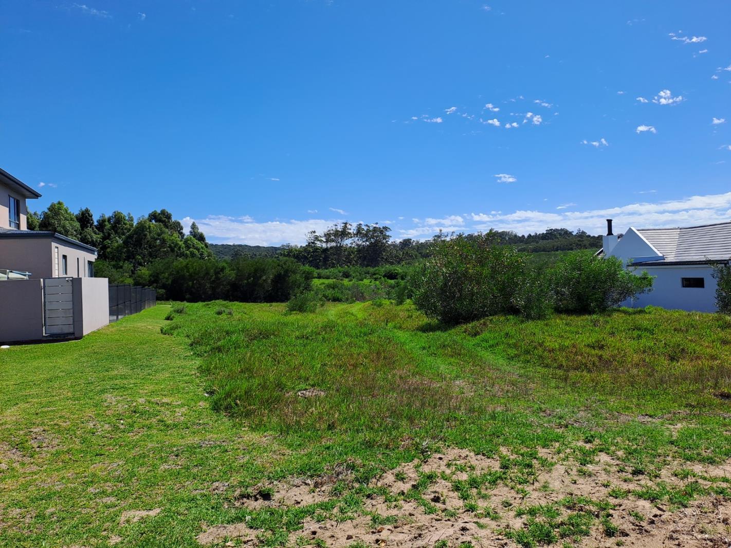 1 607 m² Land available in Colleen Glen
