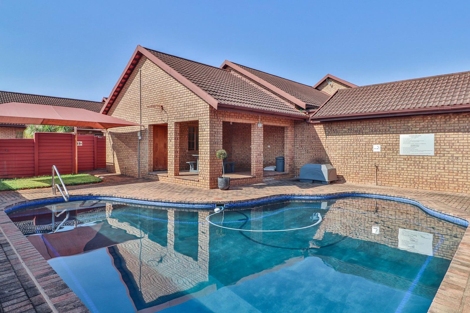 2 Bedroom Townhouse in White River