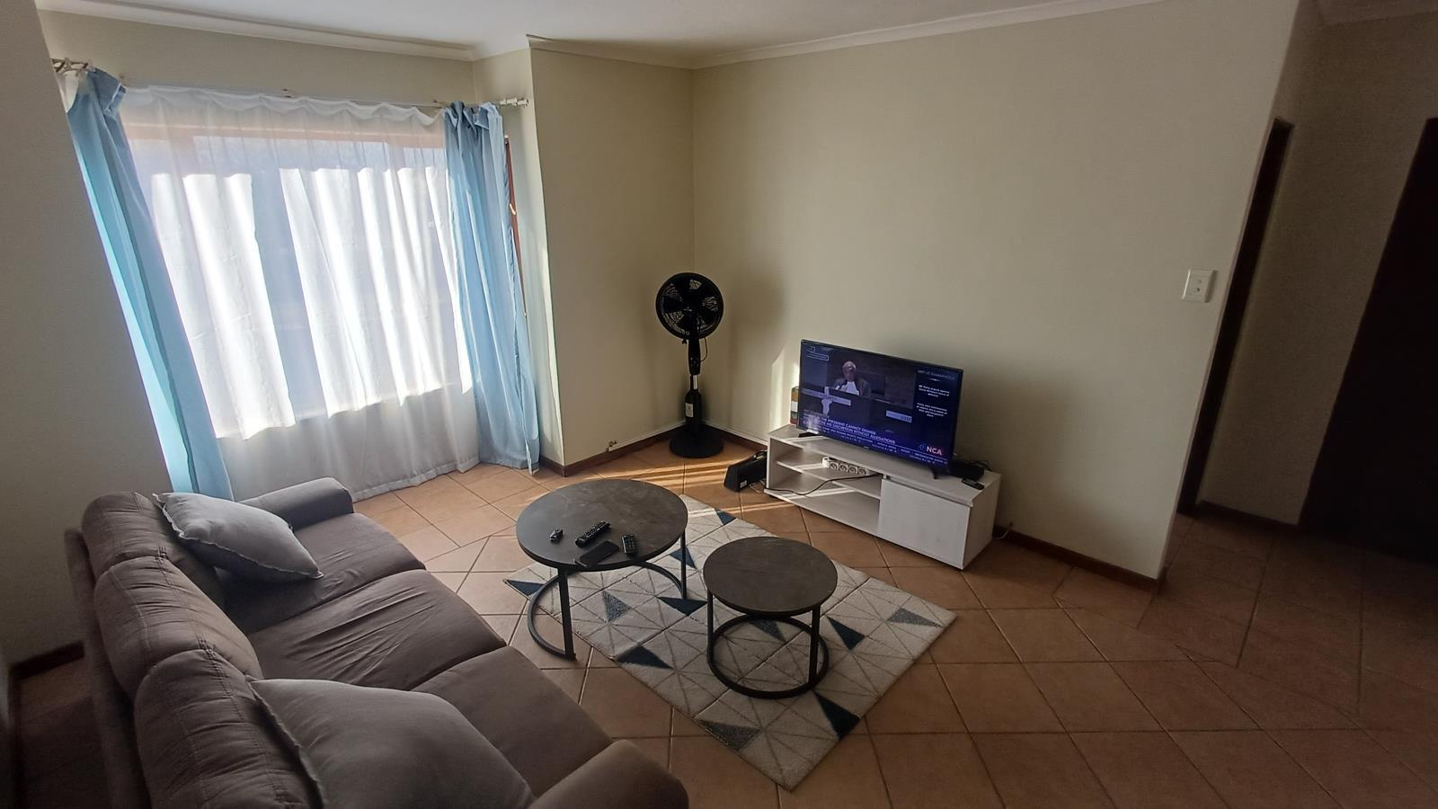 2 Bedroom Apartment in Montana Tuine