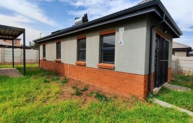 3 Bedroom House in Albertsdal