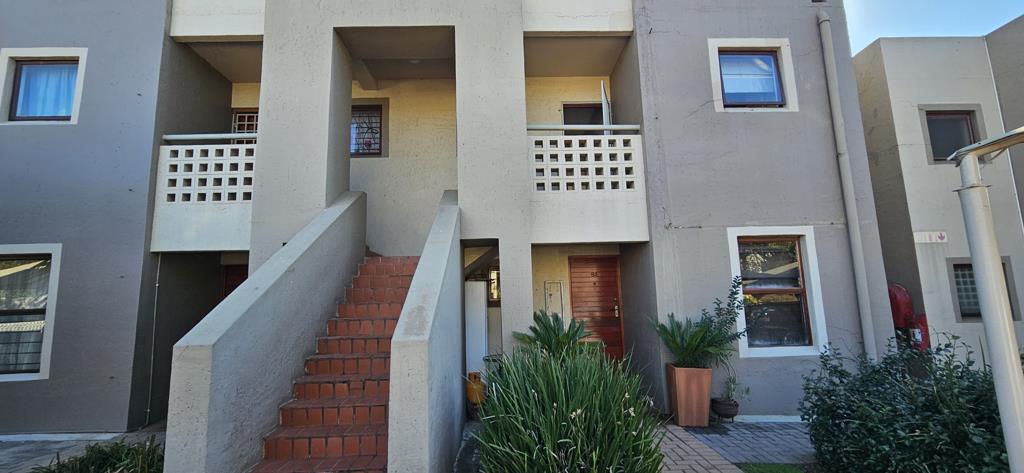 2 Bedroom Townhouse in Newmarket Park