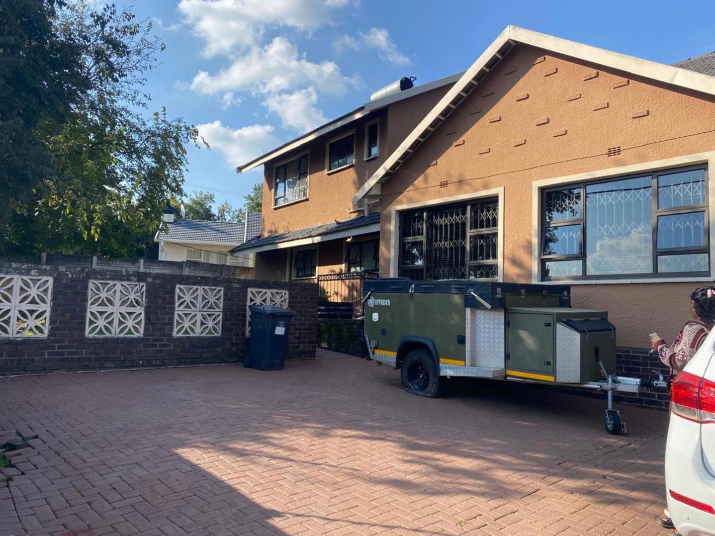 4 Bedroom House in Mondeor
