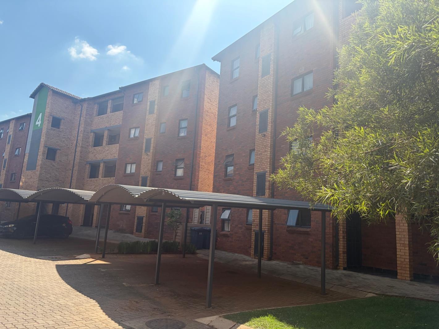 2 Bedroom Apartment in La Montagne