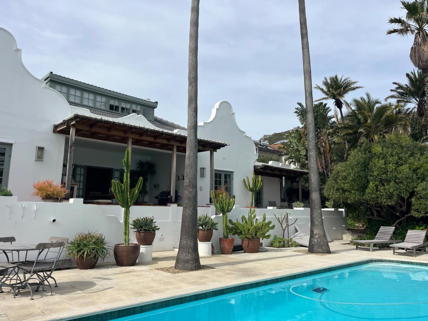 5 Bedroom House in Llandudno