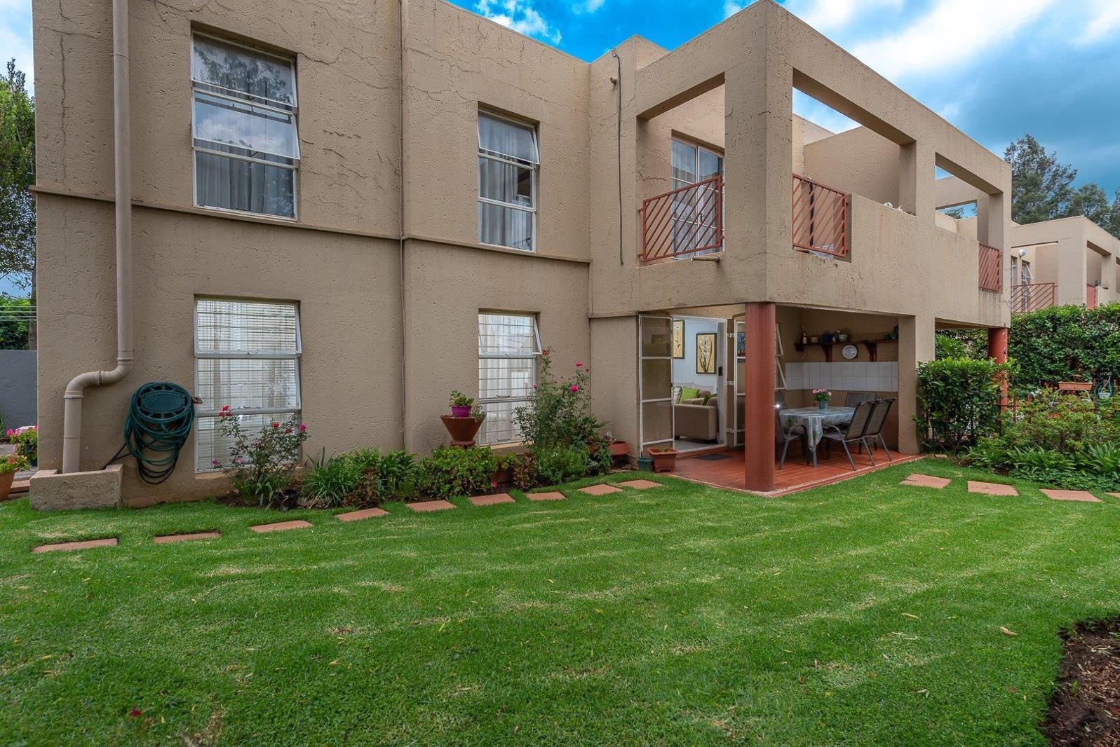 3 Bedroom Townhouse in Brackendowns