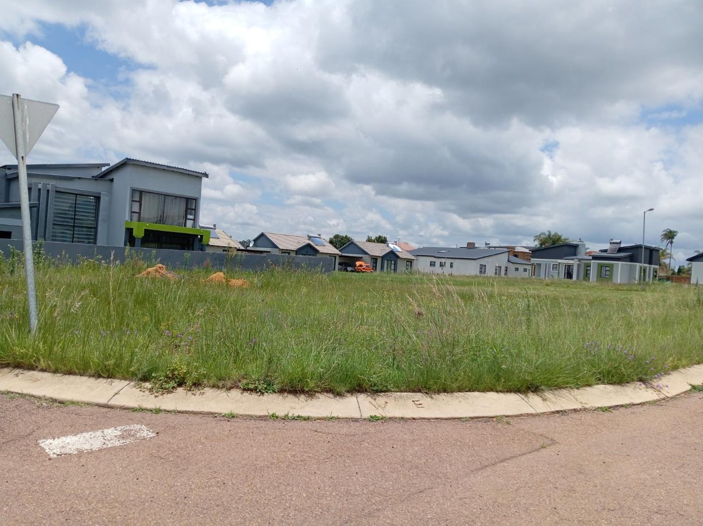500 m² Land available in Rayton